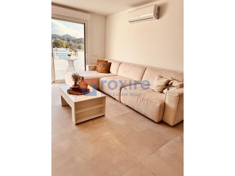 Apartamento de 2 habitaciones en Sant Agusti des Vedra en alquiler con piscina garaje - 3.200 € (Ref: 9849632)