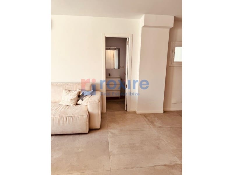 Apartamento de 2 habitaciones en Sant Agusti des Vedra en alquiler con piscina garaje - 3.200 € (Ref: 9849632)