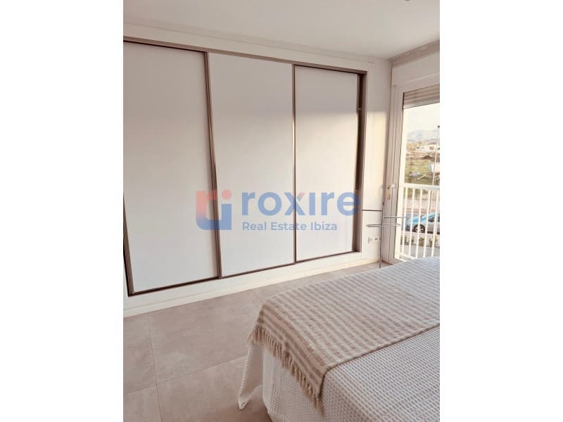 Apartamento de 2 habitaciones en Sant Agusti des Vedra en alquiler con piscina garaje - 3.200 € (Ref: 9849632)