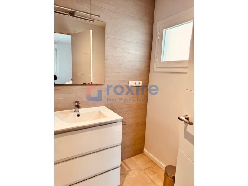 Apartamento de 2 habitaciones en Sant Agusti des Vedra en alquiler con piscina garaje - 3.200 € (Ref: 9849632)
