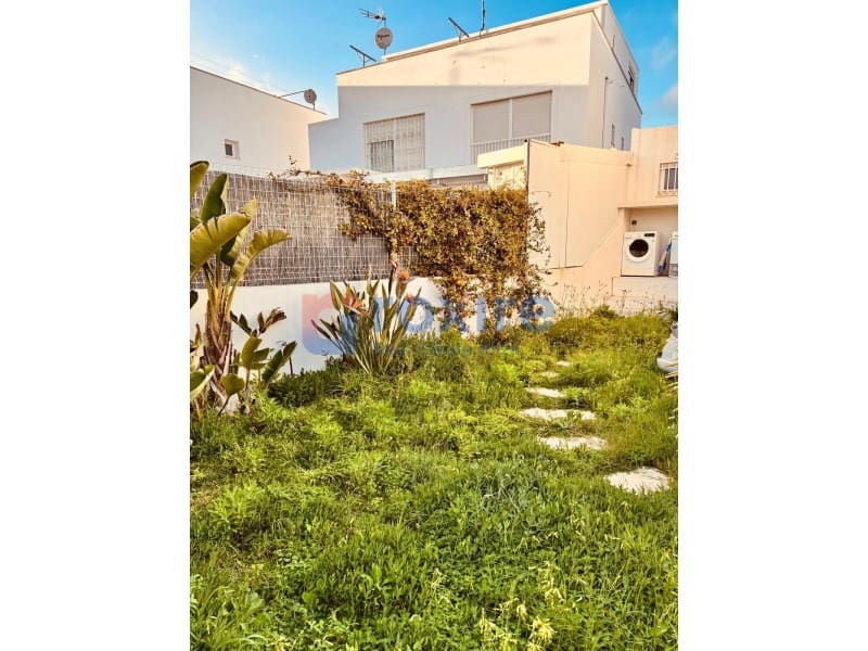 Apartamento de 2 habitaciones en Sant Agusti des Vedra en alquiler con piscina garaje - 3.200 € (Ref: 9849632)