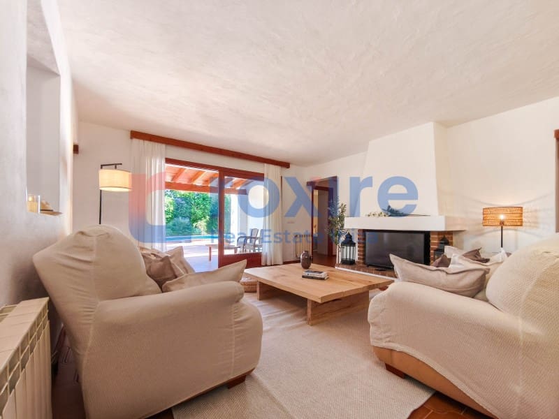 3 bedroom Villa for rent in Sant Rafael de Sa Creu with pool - € 5,500 (Ref: 9855365)