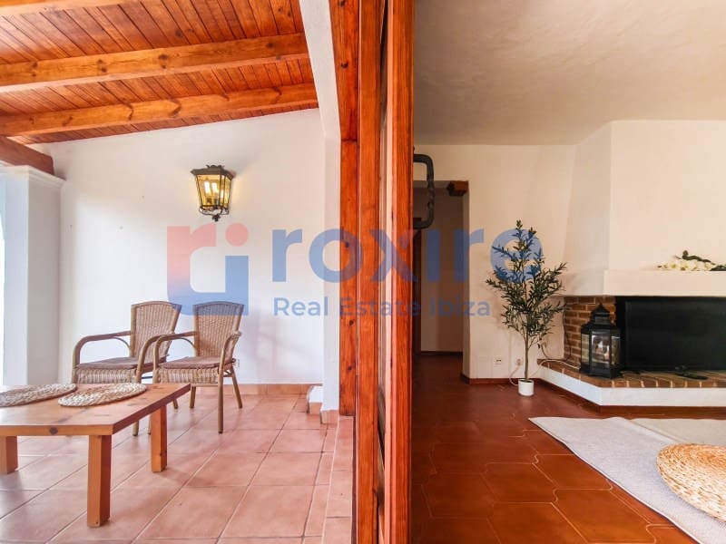 3 bedroom Villa for rent in Sant Rafael de Sa Creu with pool - € 5,500 (Ref: 9855365)