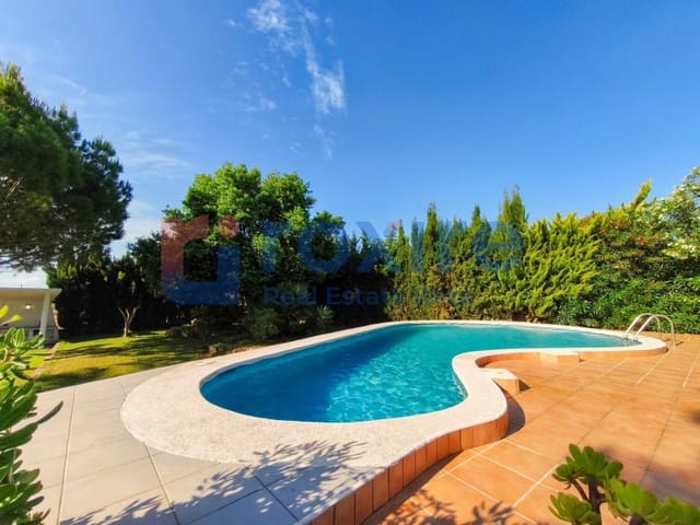 3 soveværelse Villa til leje i Sant Rafael de Sa Creu, Sant Antoni de Portmany med swimmingpool - € 5.500 (Ref: 9855365)