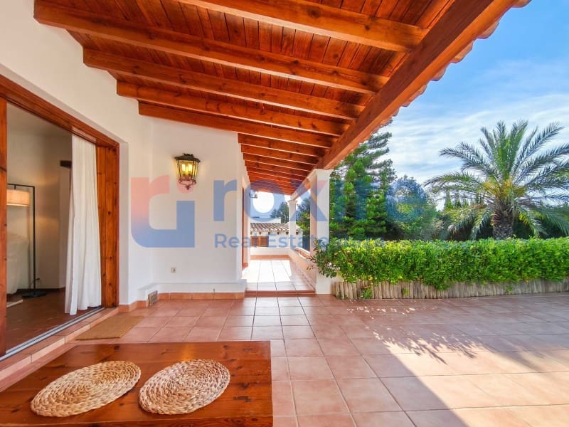 3 bedroom Villa for rent in Sant Rafael de Sa Creu with pool - € 5,500 (Ref: 9855365)