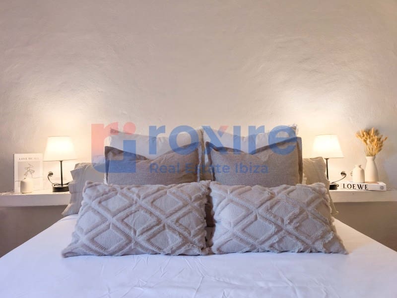 3 bedroom Villa for rent in Sant Rafael de Sa Creu with pool - € 5,500 (Ref: 9855365)