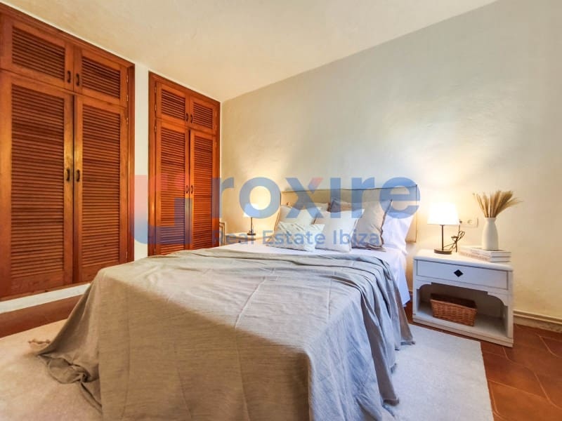 3 bedroom Villa for rent in Sant Rafael de Sa Creu with pool - € 5,500 (Ref: 9855365)