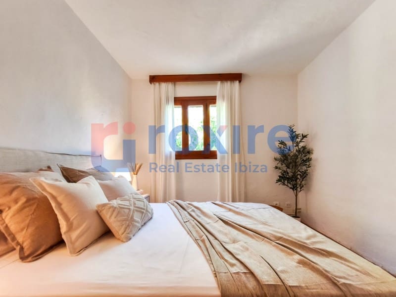 3 bedroom Villa for rent in Sant Rafael de Sa Creu with pool - € 5,500 (Ref: 9855365)