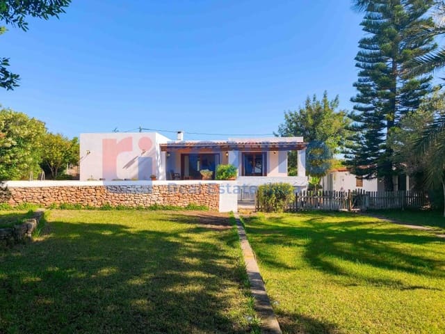 3 soveværelse Villa til leje i Sant Rafael de Sa Creu, Sant Antoni de Portmany med swimmingpool - € 5.500 (Ref: 9855365)