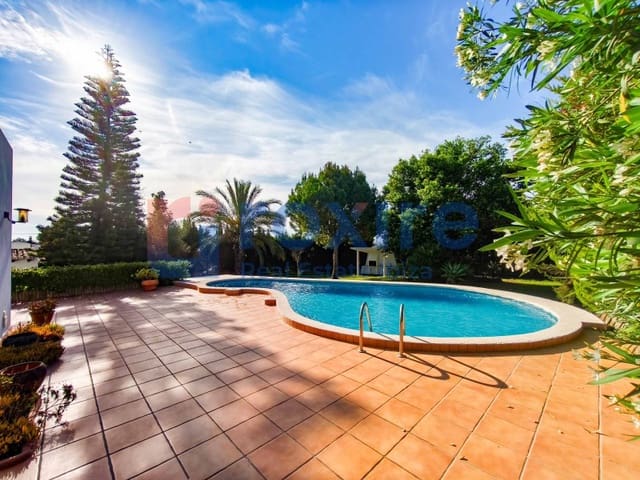 3 soveværelse Villa til leje i Sant Rafael de Sa Creu, Sant Antoni de Portmany med swimmingpool - € 5.500 (Ref: 9855365)