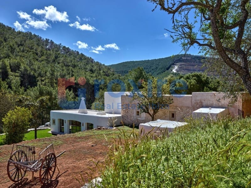7 soverom Villa til salgs i Sant Jordi de Ses Salines med svømmebasseng garasje - € 5 950 000 (Ref: 9857623)