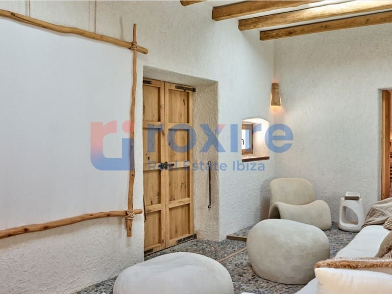 7 soverom Villa til salgs i Sant Jordi de Ses Salines med svømmebasseng garasje - € 5 950 000 (Ref: 9857623)