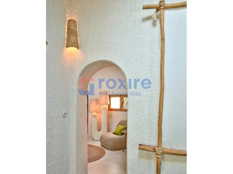 7 soverom Villa til salgs i Sant Jordi de Ses Salines med svømmebasseng garasje - € 5 950 000 (Ref: 9857623)