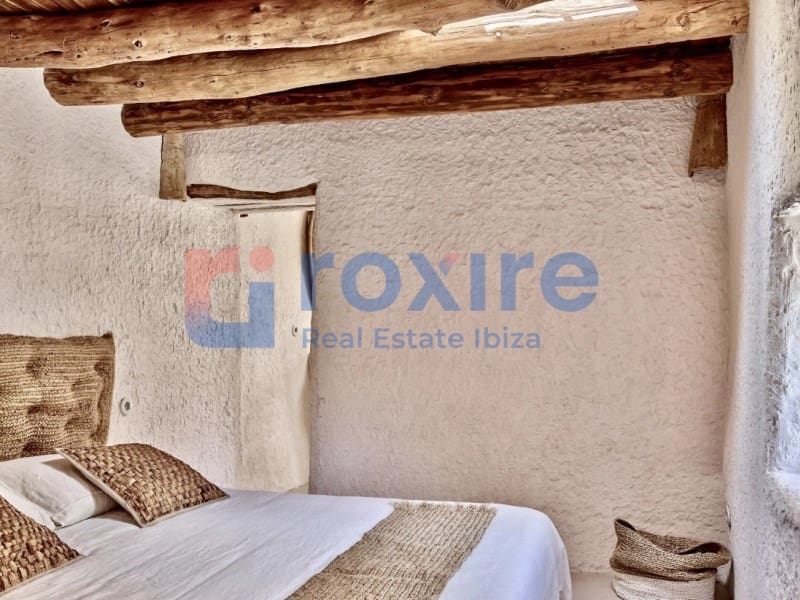 7 soverom Villa til salgs i Sant Jordi de Ses Salines med svømmebasseng garasje - € 5 950 000 (Ref: 9857623)