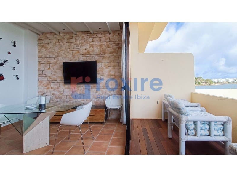 2 sypialnia Apartament na sprzedaż w Cala d'en Bou - 685 000 € (Ref: 9857625)