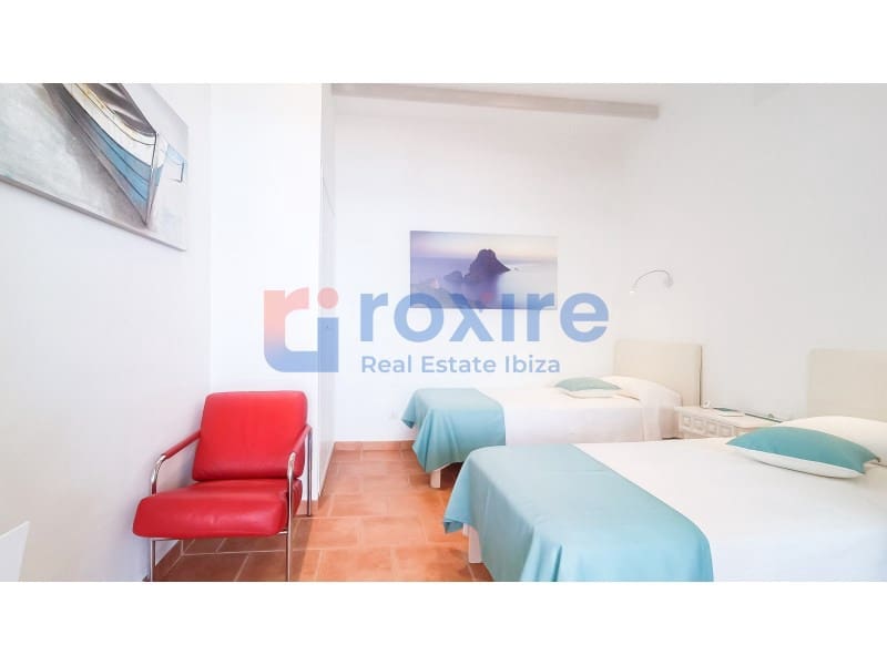 2 sypialnia Apartament na sprzedaż w Cala d'en Bou - 685 000 € (Ref: 9857625)