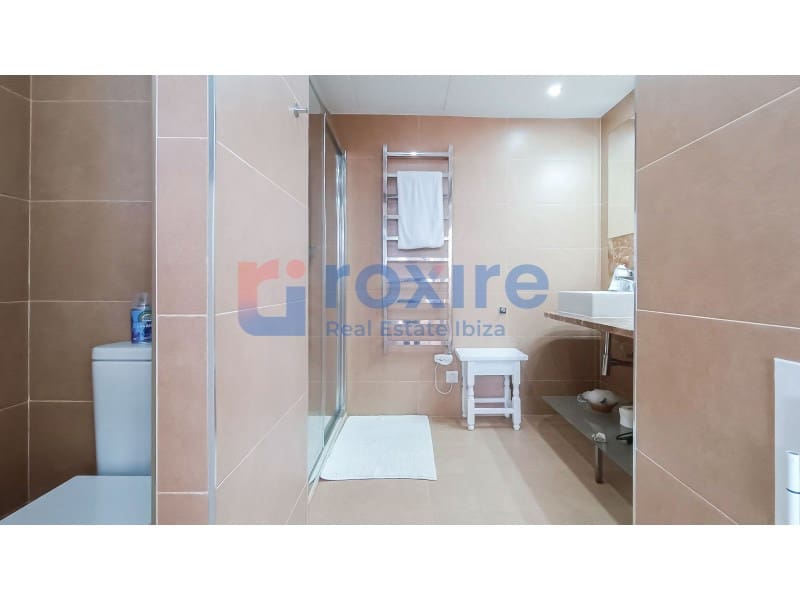2 sypialnia Apartament na sprzedaż w Cala d'en Bou - 685 000 € (Ref: 9857625)