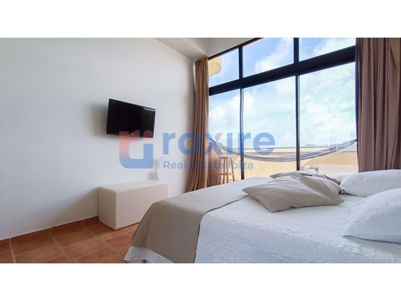 2 sypialnia Apartament na sprzedaż w Cala d'en Bou - 685 000 € (Ref: 9857625)