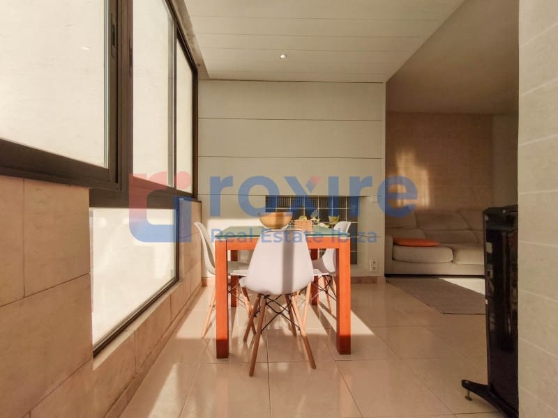 2 bedroom Apartment for sale in Sant Antoni de Portmany - € 410,000 (Ref: 9878660)