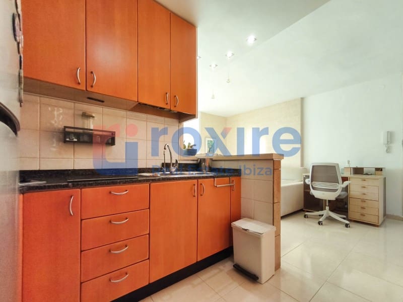 2 bedroom Apartment for sale in Sant Antoni de Portmany - € 410,000 (Ref: 9878660)