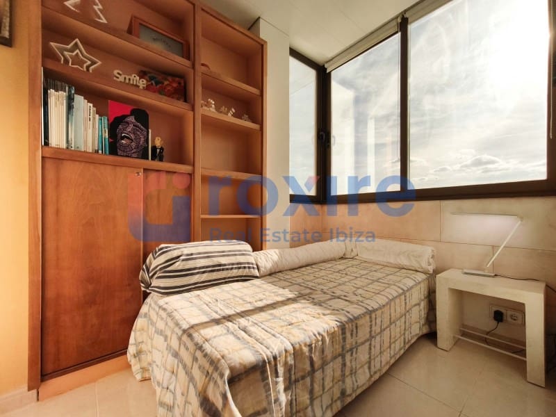 2 bedroom Apartment for sale in Sant Antoni de Portmany - € 410,000 (Ref: 9878660)