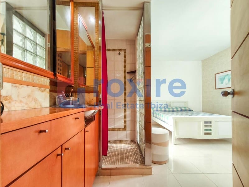 2 bedroom Apartment for sale in Sant Antoni de Portmany - € 410,000 (Ref: 9878660)