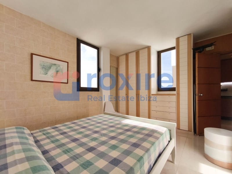2 bedroom Apartment for sale in Sant Antoni de Portmany - € 410,000 (Ref: 9878660)