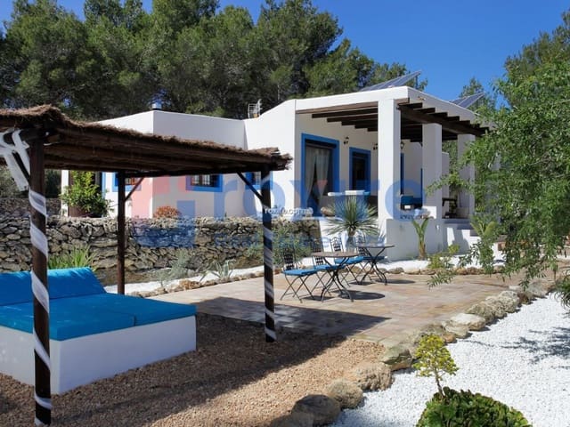 4 bedroom Villa for holiday rental in Santa Gertrudis de Fruitera, Santa Eulalia / Santa Eularia with pool - € 3,750 (Ref: 9878661)