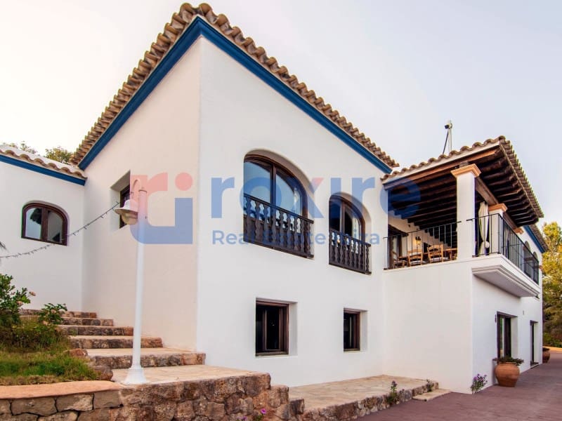6 bedroom Villa for holiday rental in Sant Antoni de Portmany with pool - € 3,850 (Ref: 9878663)