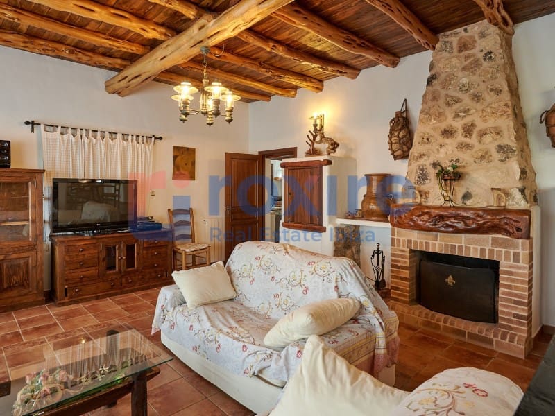 6 bedroom Villa for holiday rental in Sant Antoni de Portmany with pool - € 3,850 (Ref: 9878663)