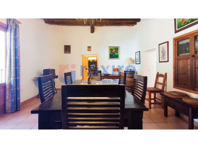 3 bedroom Villa for holiday rental in Sant Agusti des Vedra with pool - € 2,670 (Ref: 9878664)