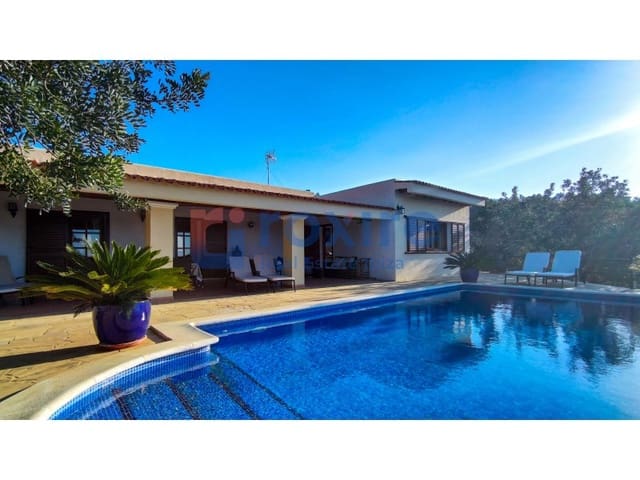 3 bedroom Villa for holiday rental in Sant Agusti des Vedra, San Jose / Sant Josep de Sa Talaia with pool - € 2,670 (Ref: 9878664)