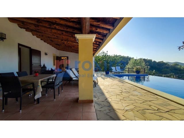 3 bedroom Villa for holiday rental in Sant Agusti des Vedra, San Jose / Sant Josep de Sa Talaia with pool - € 2,670 (Ref: 9878664)