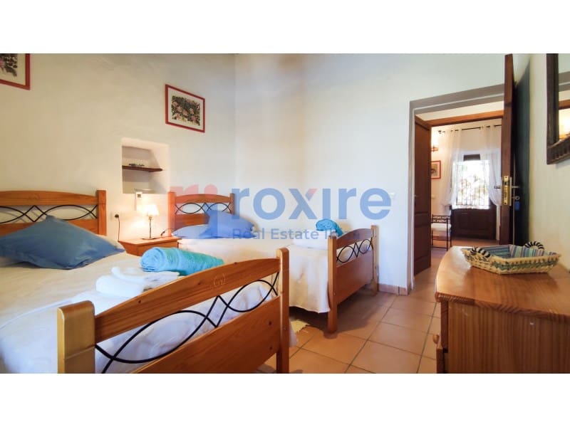 3 bedroom Villa for holiday rental in Sant Agusti des Vedra with pool - € 2,670 (Ref: 9878664)