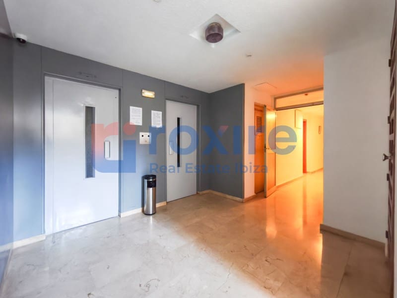 3 sypialnia Apartament na sprzedaż w Santa Eulalia / Santa Eularia z garażem - 490 000 € (Ref: 9907457)