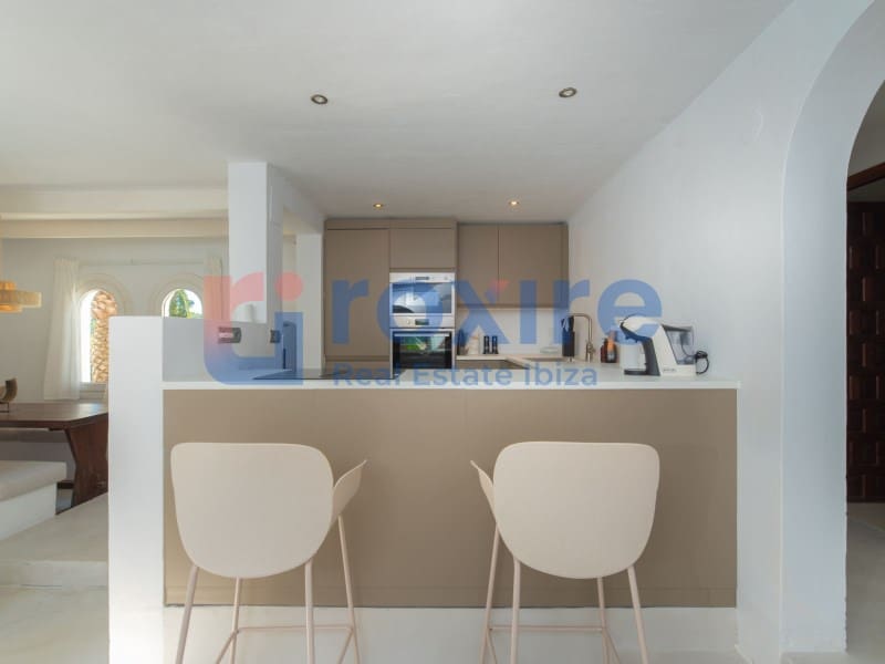 Chalet de 6 habitaciones en San Jose / Sant Josep de Sa Talaia en venta con piscina garaje - 3.199.000 € (Ref: 9915713)