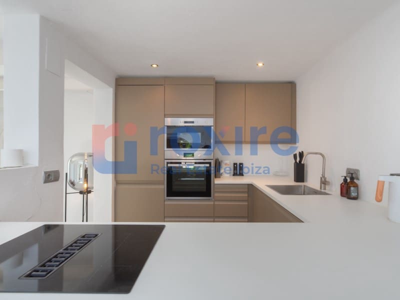 Chalet de 6 habitaciones en San Jose / Sant Josep de Sa Talaia en venta con piscina garaje - 3.199.000 € (Ref: 9915713)