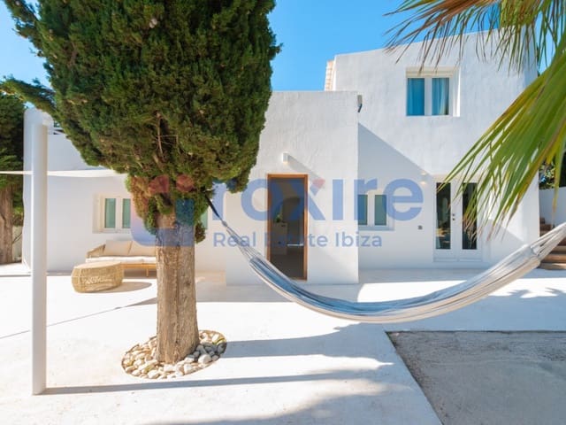 Chalet de 6 habitaciones en San Jose / Sant Josep de Sa Talaia en venta con piscina garaje - 3.199.000 € (Ref: 9915713)