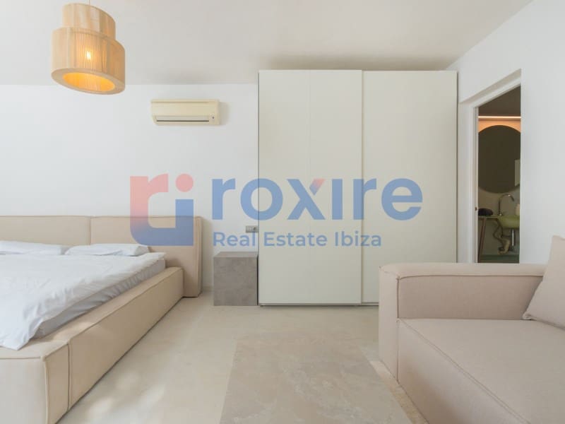 Chalet de 6 habitaciones en San Jose / Sant Josep de Sa Talaia en venta con piscina garaje - 3.199.000 € (Ref: 9915713)
