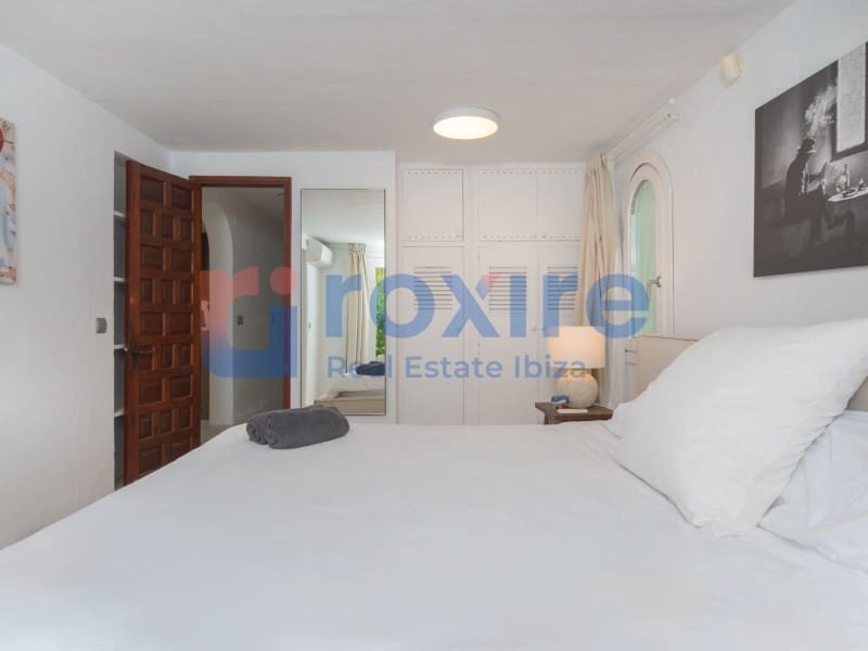 Chalet de 6 habitaciones en San Jose / Sant Josep de Sa Talaia en venta con piscina garaje - 3.199.000 € (Ref: 9915713)