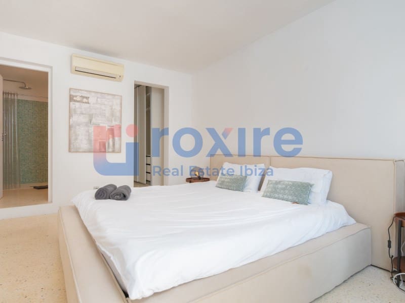 Chalet de 6 habitaciones en San Jose / Sant Josep de Sa Talaia en venta con piscina garaje - 3.199.000 € (Ref: 9915713)