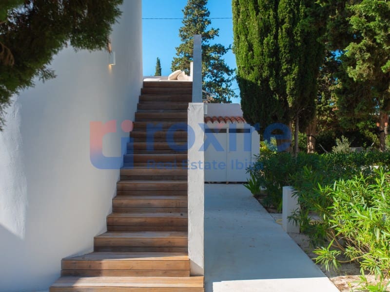 Chalet de 6 habitaciones en San Jose / Sant Josep de Sa Talaia en venta con piscina garaje - 3.199.000 € (Ref: 9915713)