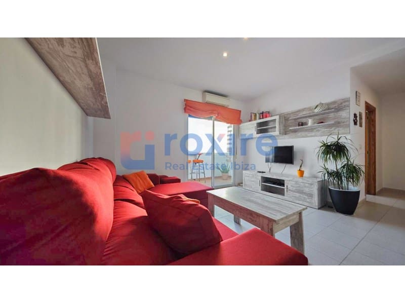 Appartement de 1 chambre à louer à Sant Antoni de Portmany avec piscine garage - 1 600 € (Ref: 9924545)