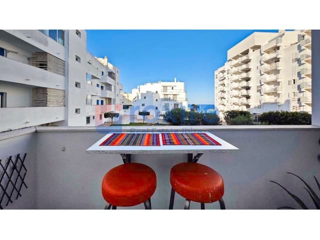 Appartement de 1 chambre à louer à Sant Antoni de Portmany avec piscine garage - 1 600 € (Ref: 9924545)