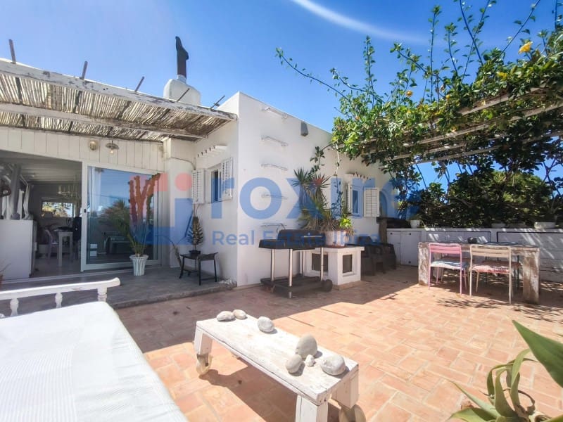7 soverom Villa til salgs i Cala d'en Bou med garasje - € 1 700 000 (Ref: 9936332)