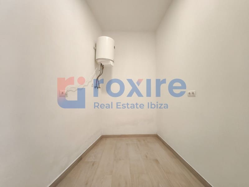 Erhverv til leje i Sant Antoni de Portmany - € 1.600 (Ref: 9939893)