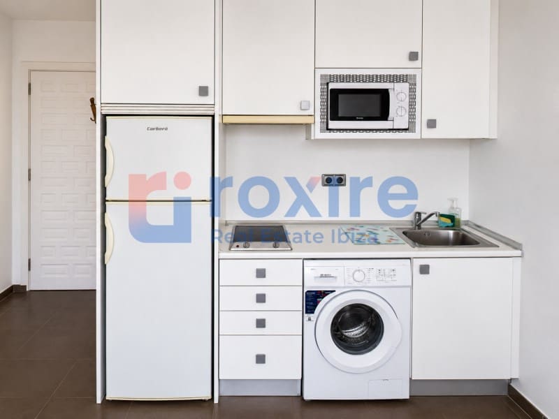 Studio for rent in Cala Vadella with pool - € 1,250 (Ref: 9939894)