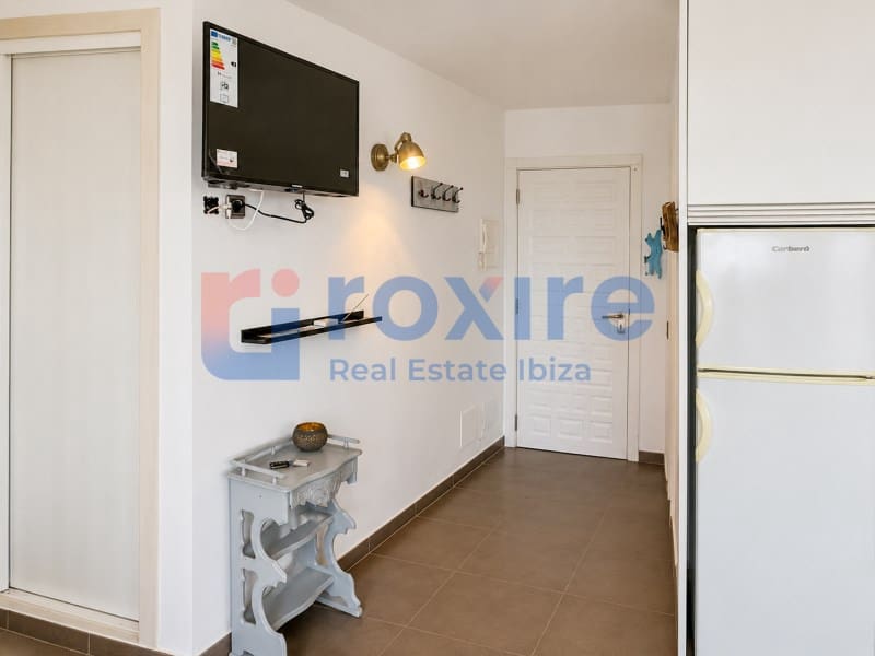 Studio for rent in Cala Vadella with pool - € 1,250 (Ref: 9939894)