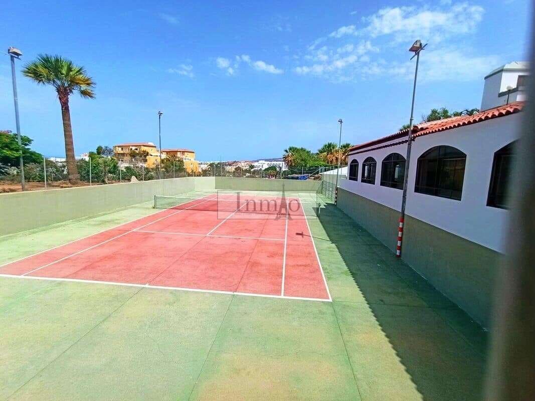 1 camera da letto Appartamento in vendita in San Eugenio con piscina - 285.000 € (Rif: 10002511)
