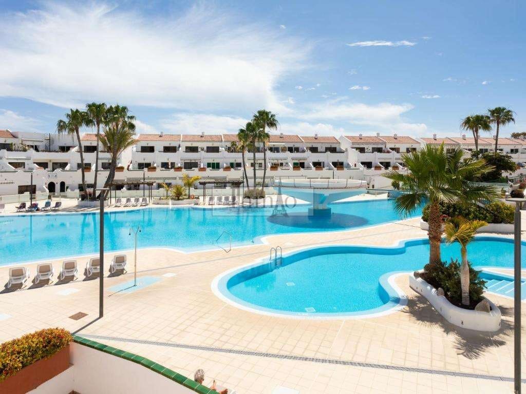 Studio till salu i Costa del Silencio med pool - 200 000 € (Ref: 10008171)